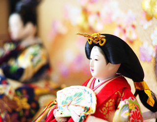 おひな様にはどんな種類がありますか?