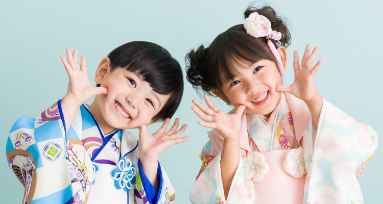 お子さまのイメージに合うブランド衣装を