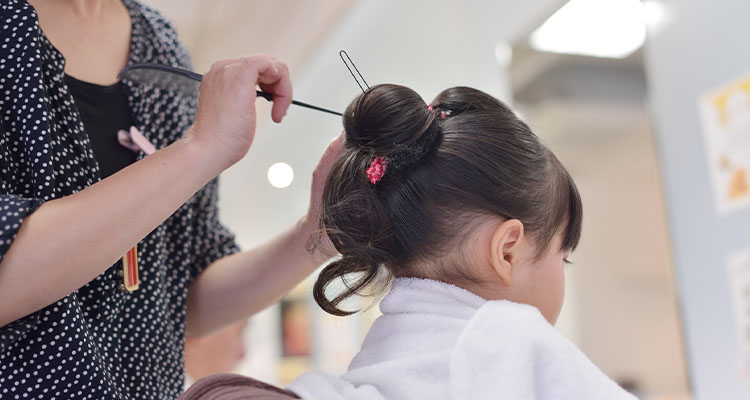 7歳の七五三は日本髪?アレンジヘア?ぴったりの髪型を見つけよう!
