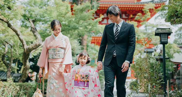 七五三の食事会はいつする?