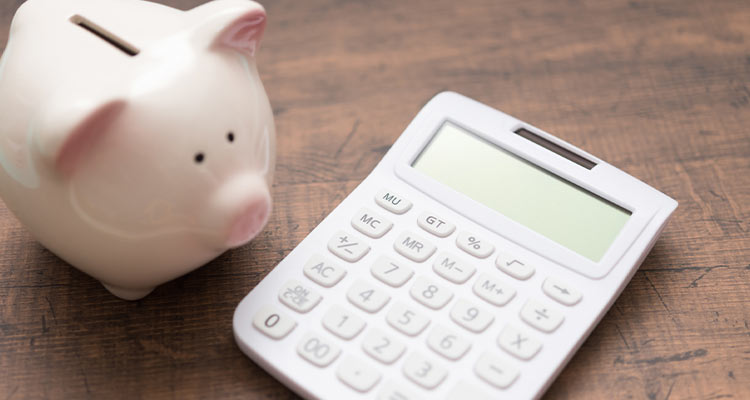 お祝い料理の予算は?誰が支払う?