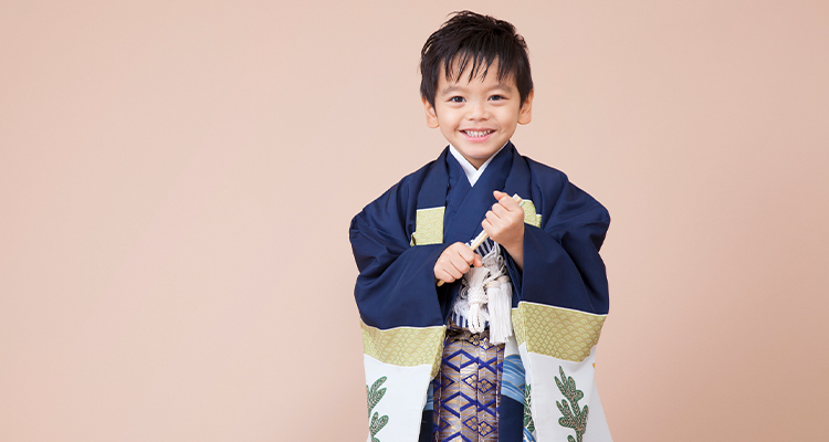 【七五三の撮影】写真館がお得?撮影のタイミングや七五三の費用を抑えるコツ