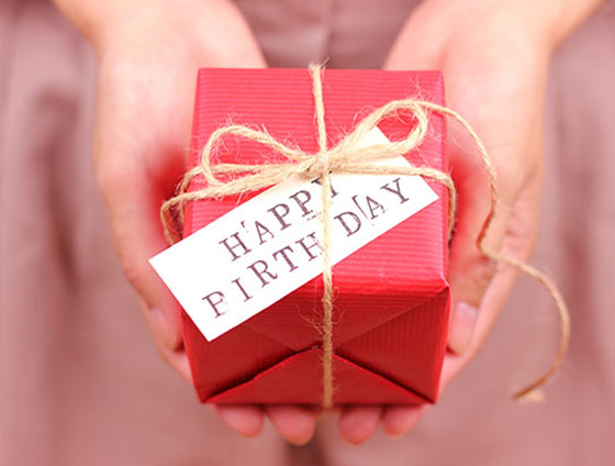 ファミリーで一緒にお祝い！1歳のバースデー