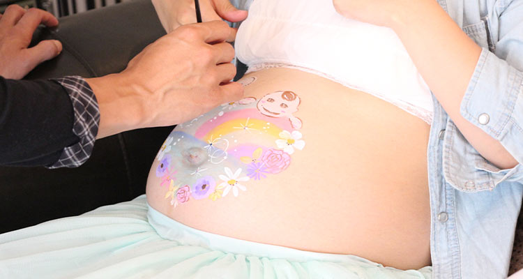 マタニティペイントで人気のデザインをチェック